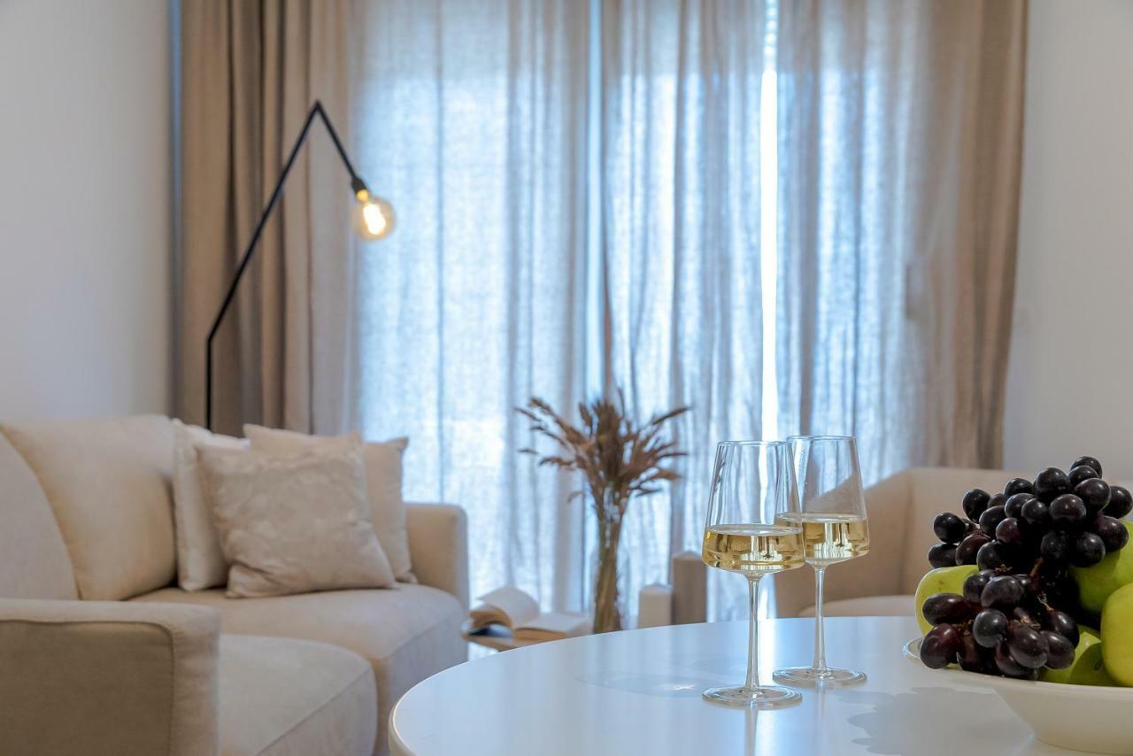 The Pleasurist - Apartment With Private Heated Pool And Terrace Split Exterior foto