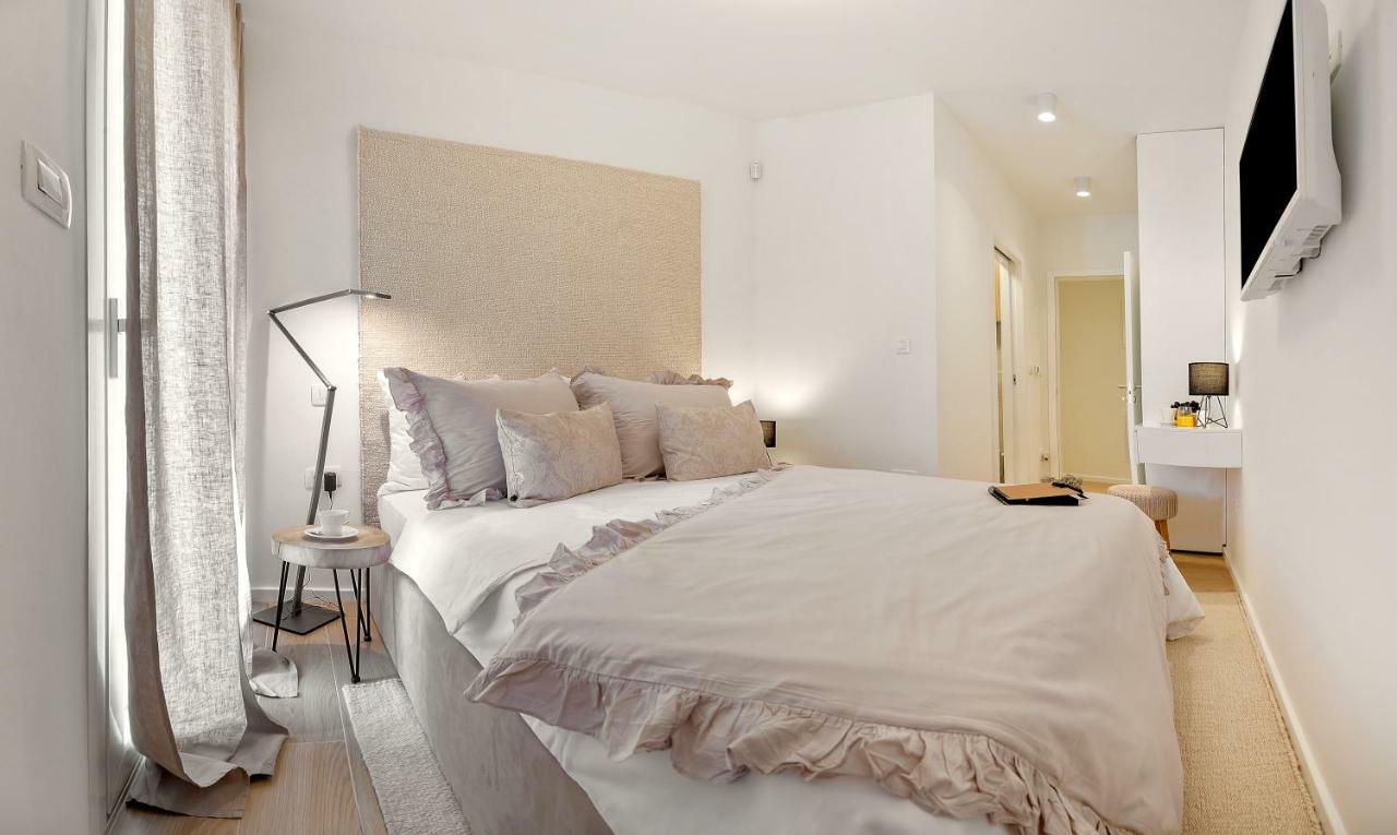 The Pleasurist - Apartment With Private Heated Pool And Terrace Split Exterior foto